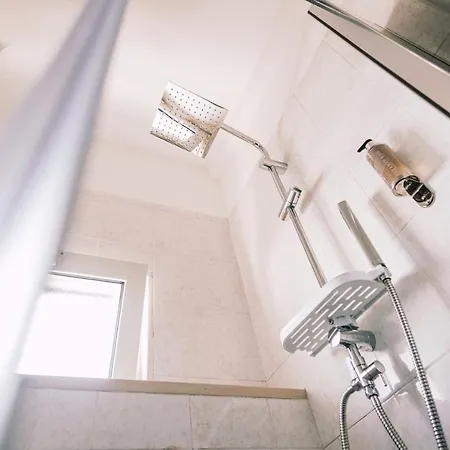 90 Upmurat Top Floor - City Center & Seaview Бари