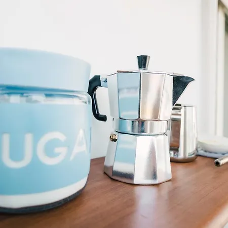 90 Upmurat Top Floor - City Center & Seaview