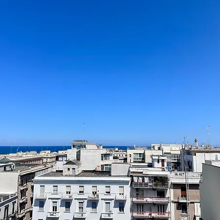 90 Upmurat Top Floor - City Center & Seaview Bari