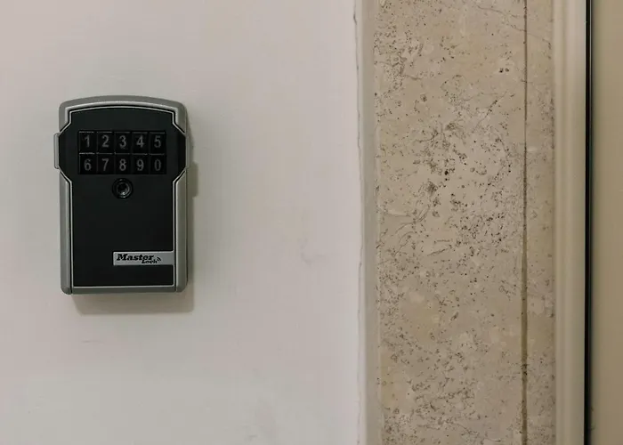 Appartamento 90 Upmurat Top Floor - City Center & Seaview Bari