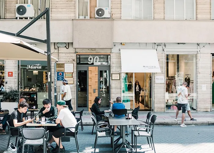 90 Upmurat Top Floor - City Center & Seaview * Bari