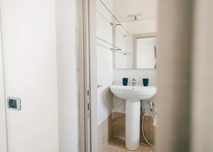 90 Upmurat Top Floor - City Center & Seaview Appartamento *