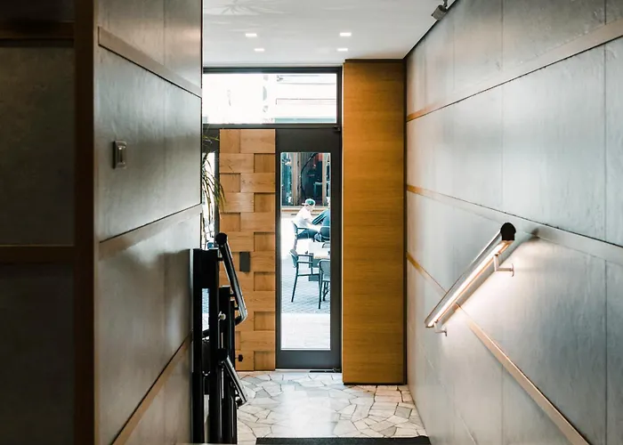 90 Upmurat Top Floor - City Center & Seaview * Bari